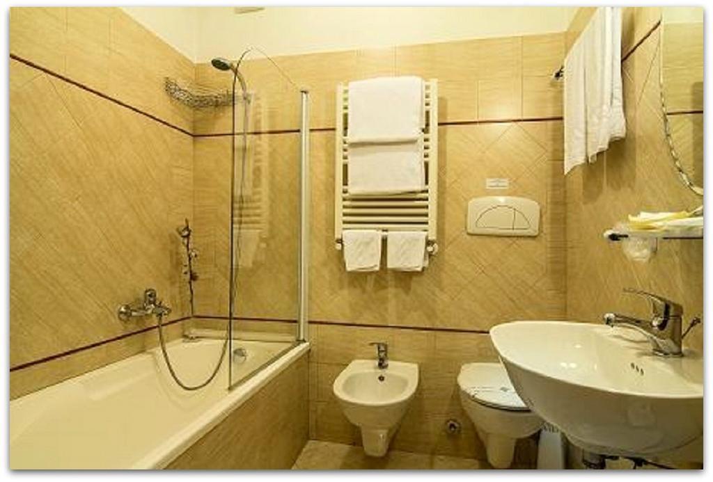 B&B Degli Amici Ciampino Habitación foto